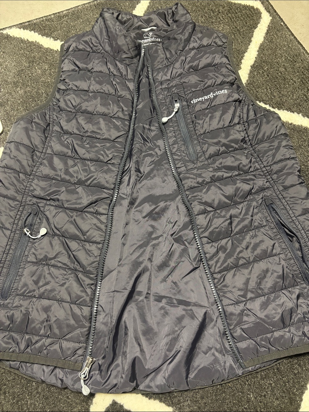 Vineyard Vines puffer Vest